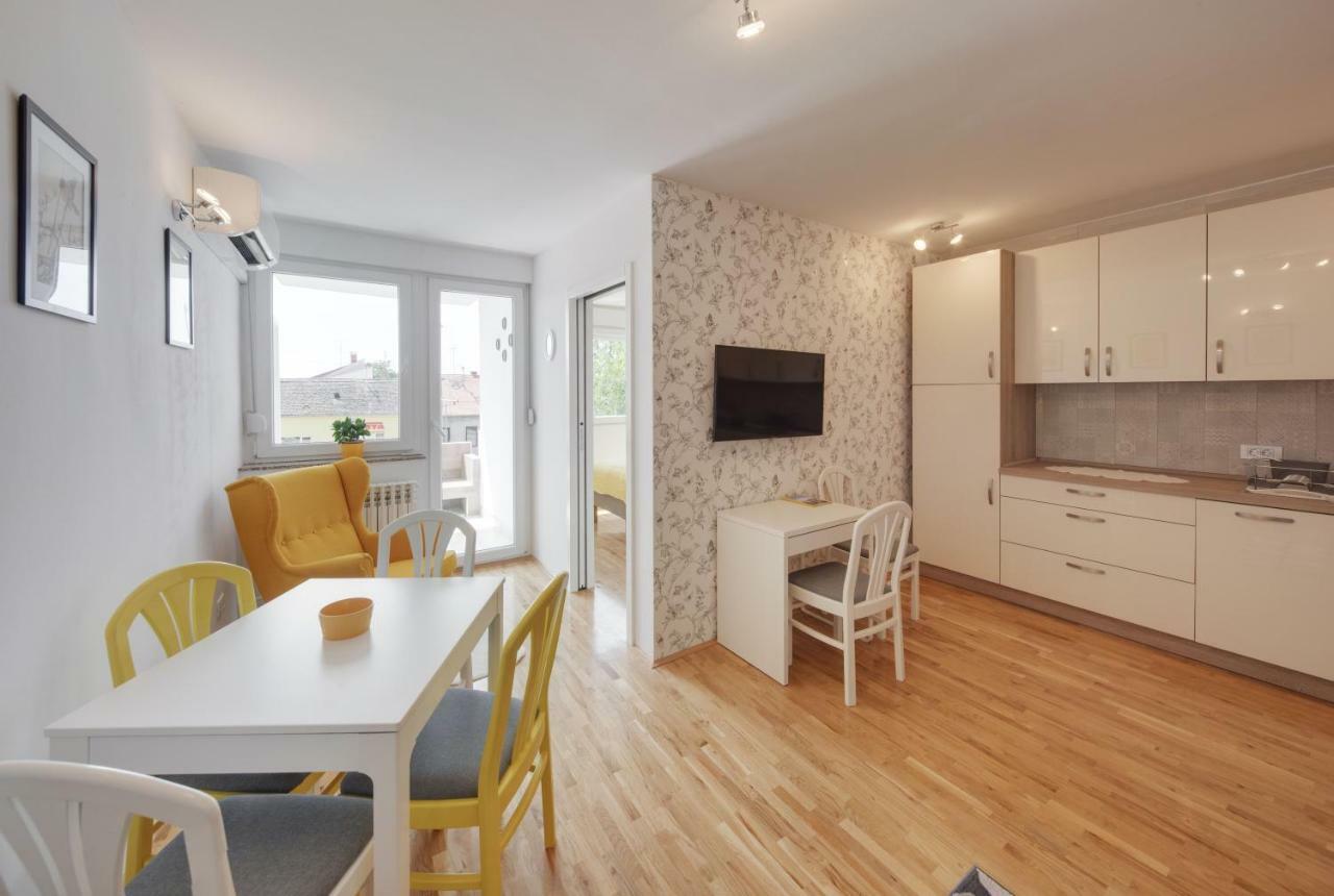 Apartman אוסילק מראה חיצוני תמונה